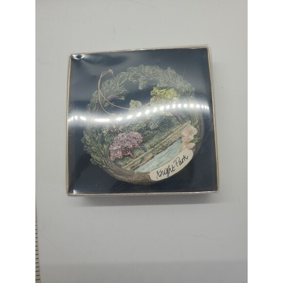 Hestia Knigt Park Christmas Ornament Collingswood NJ USA 1998 Vintage Hanging - Picture 11 of 16